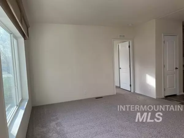 Boise, ID 83716,8533 Blue Hill Lane    #134