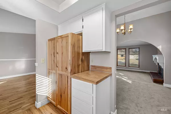 Boise, ID 83706,3965 S Constitution Way