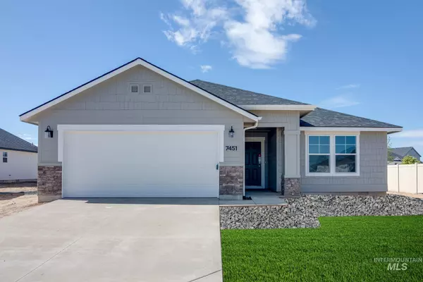 7451 E Marble Springs Dr, Nampa, ID 83605