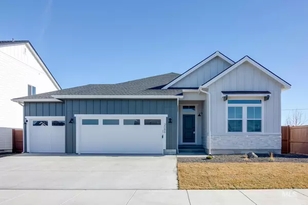 7476 E Marble Springs Dr, Nampa, ID 83687