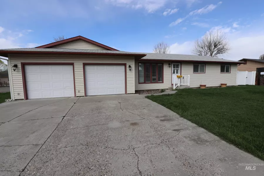 1145 Utah Street, Gooding, ID 83330