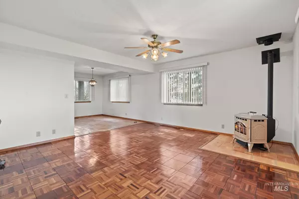 Fruitland, ID 83619-0000,4945 Canal Lane