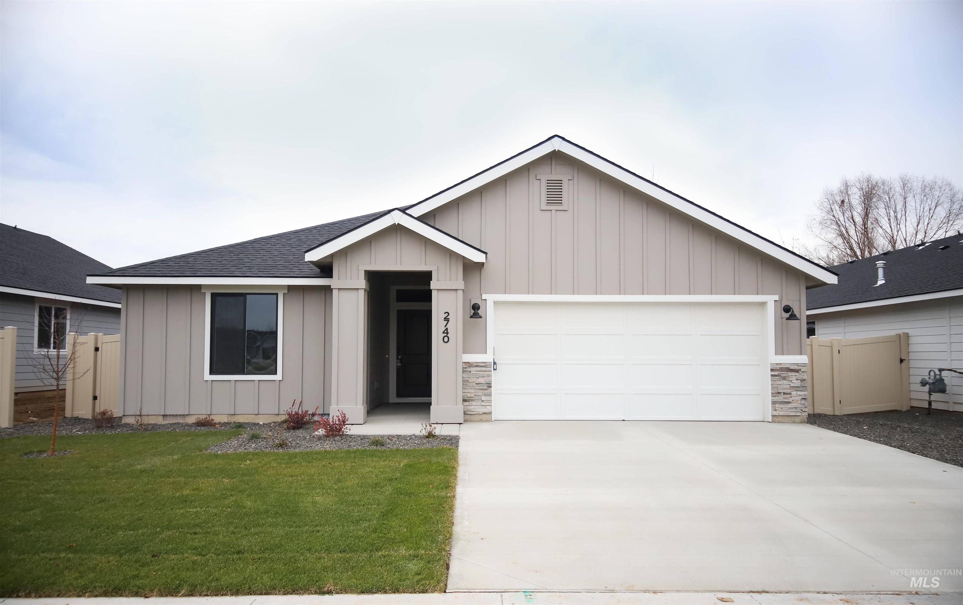 18348 N Strawflower Ave, Nampa, ID 83687