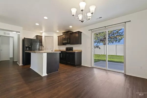 Star, ID 83669,996 N Star Bright Ln