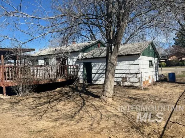 Melba, ID 83641,421 Randolph Drive