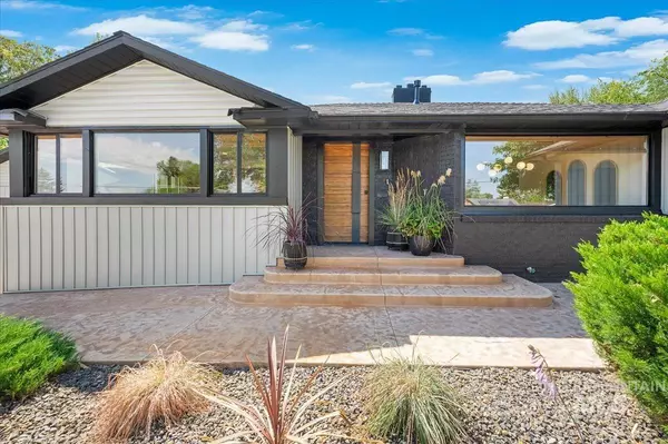 5821 W Randolph Dr, Boise, ID 83709