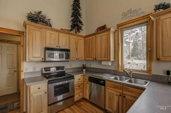 Mccall, ID 83638,358 Veronica St