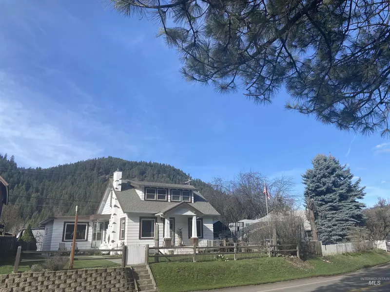 847 River Side Ave, Orofino, ID 83544