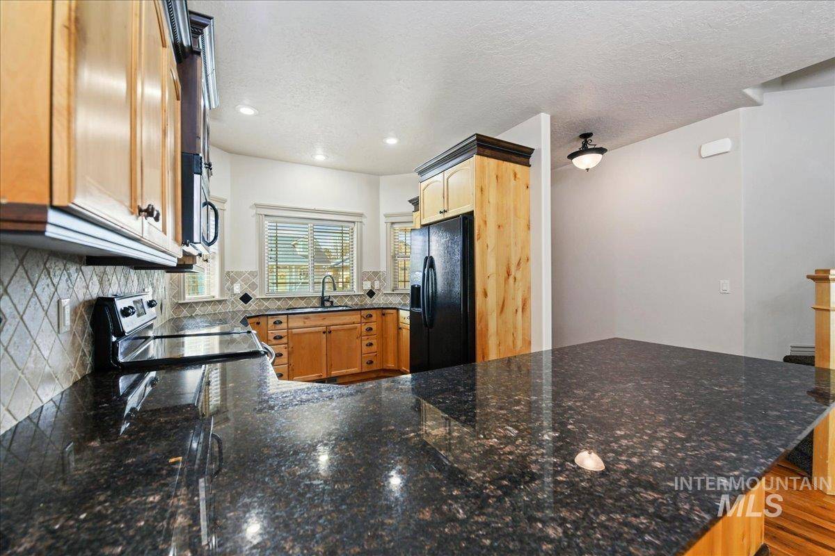 Meridian, ID 83642,246 E Amalie Drive