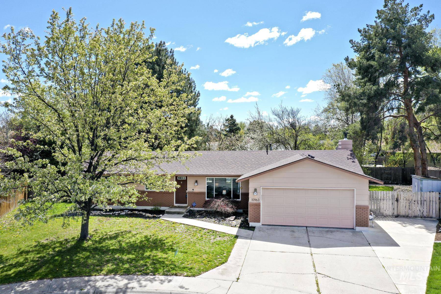 10963 W Alliance St, Boise, ID 83713-3801