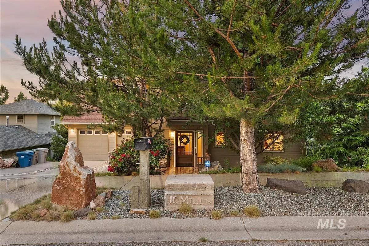 Boise, ID 83712-7531,2194 E Roanoke Dr