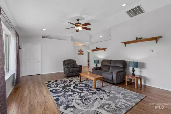 Spirit Lake, ID 83869,5920 W Washington Street