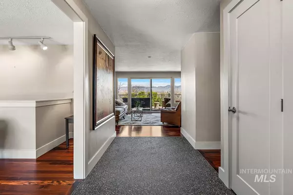 Boise, ID 83709,402 S Bitteroot Dr