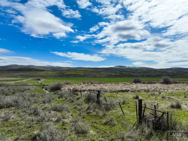 Midvale, ID 83645,000 Big Flat Rd