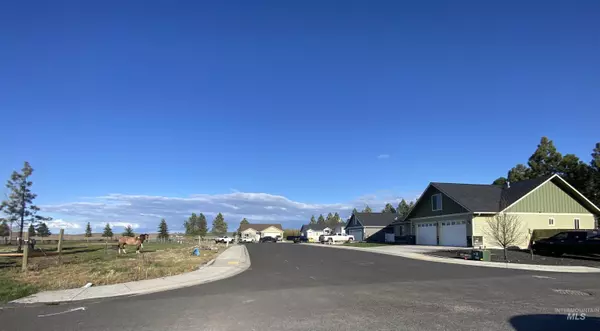 Genesee, ID 83832,526 Maple Court