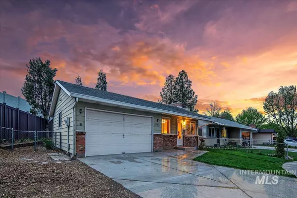 Boise, ID 83705,1205 Sunrise Rim Rd