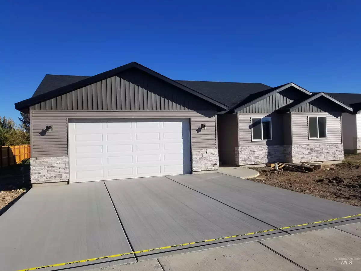 Buhl, ID 83316,1114 Meadow Lake Loop