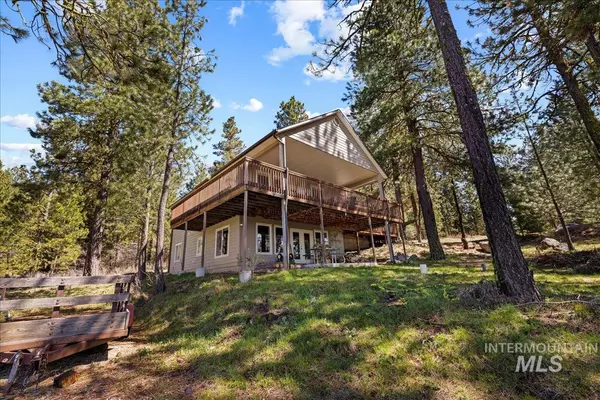 Cascade, ID 83611,110 Wilderness Ranch Lane