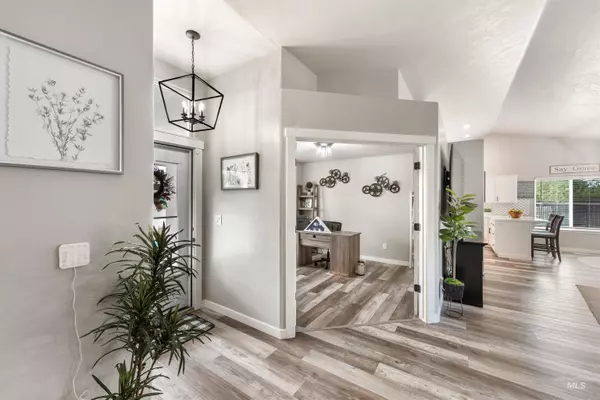 Nampa, ID 83686,1510 Essington Ct