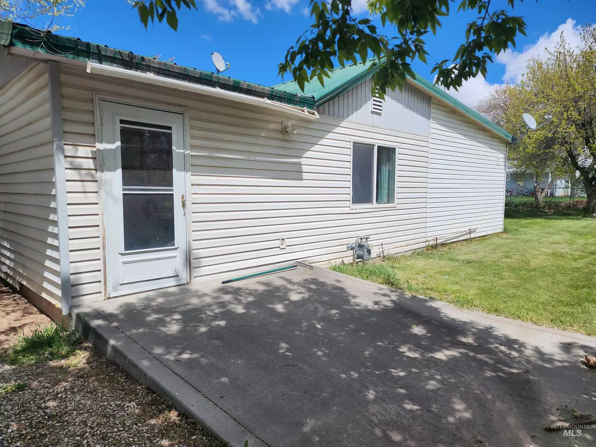 Kimberly, ID 83341,208 Teater St