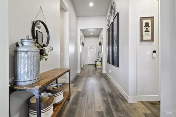 Meridian, ID 83642,5305 S Montague Way