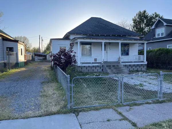 604 Idaho Ave, Filer, ID 83328