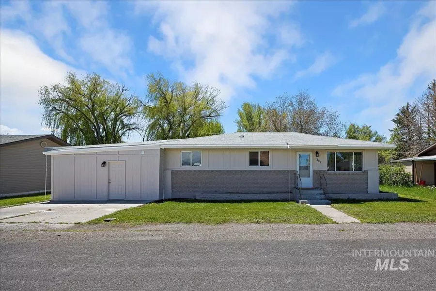 341 16th, Heyburn, ID 83336