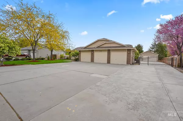 Boise, ID 83709,3264 S Riva Ridge Wy