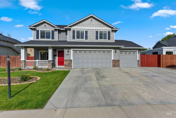 698 N Siltstone Ave, Kuna, ID 83634