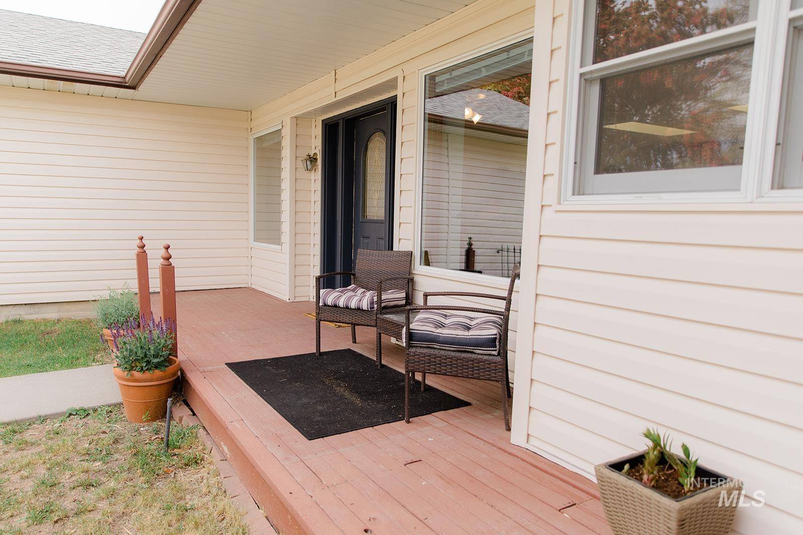 Mountain Home, ID 83647,1825 N 6th E