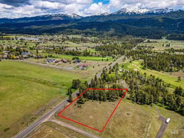 Mccall, ID 83638,10 Pinewood Lane