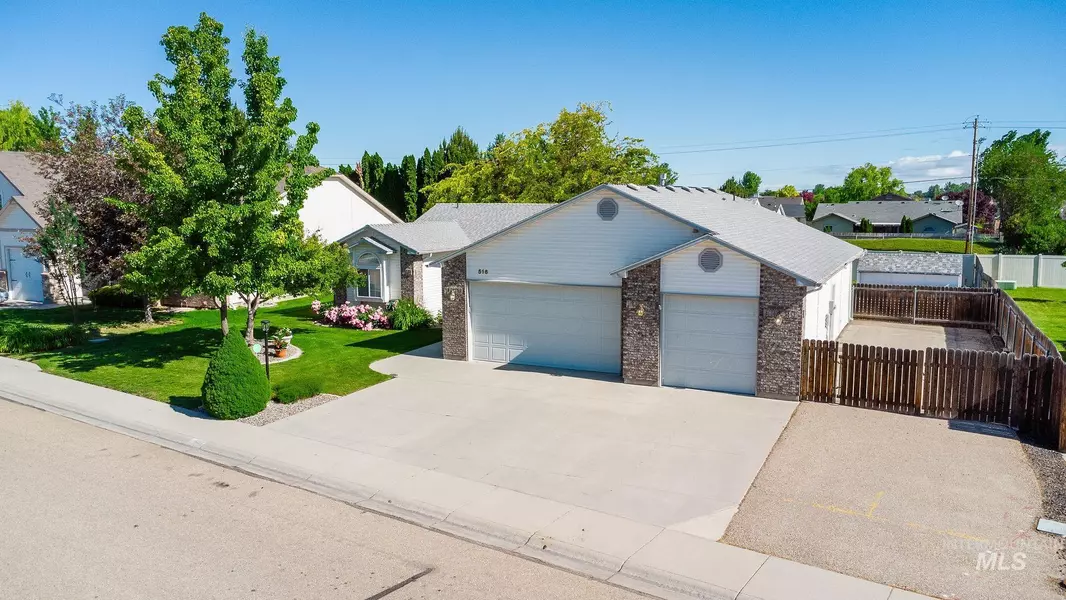 516 War Eagle Way, Nampa, ID 83686