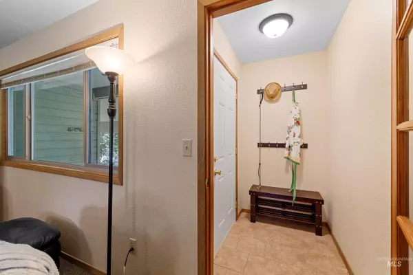 Mccall, ID 83638,505 Timm Street