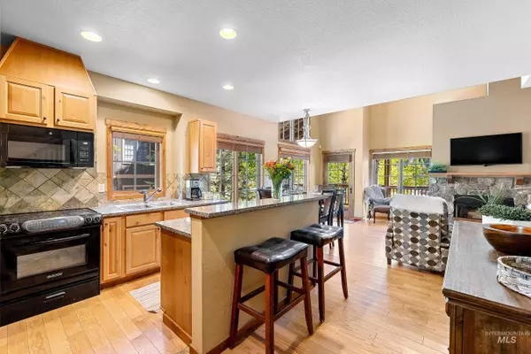 Donnelly, ID 83615,25 Golden Bar Court