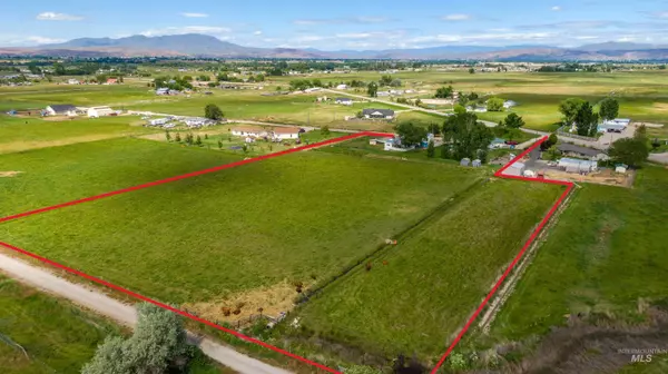 3301 Toms Cabin Road, Emmett, ID 83617