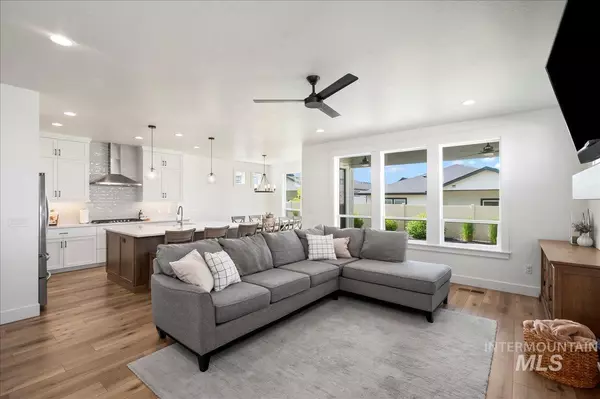 Kuna, ID 83643,1429 W Smoky Quartz St