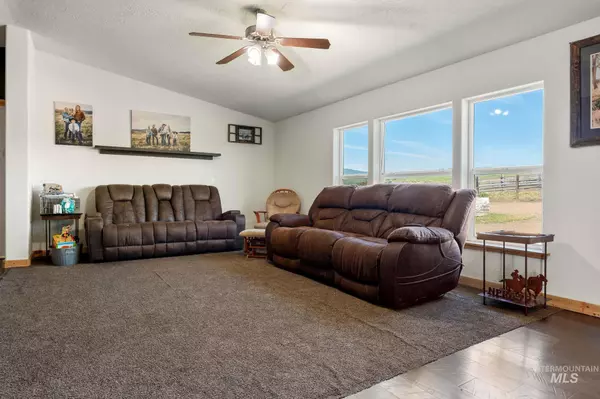 Cottonwood, ID 83522,300 Greencreek Road