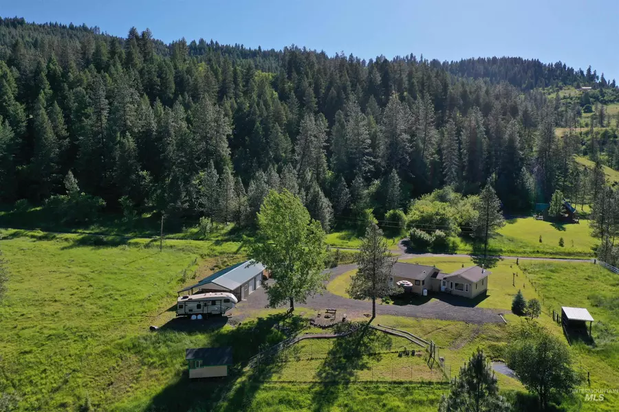 242 Skyline Loop Rd, Kooskia, ID 83539