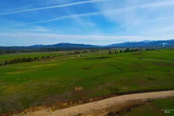 Mccall, ID 83638,31 Big Moose Road