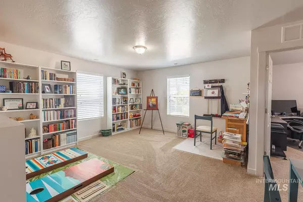 Caldwell, ID 83607-6004,4805 Ida Red Ave.