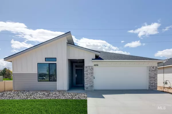 1389 W Crooked River Dr, Meridian, ID 83642