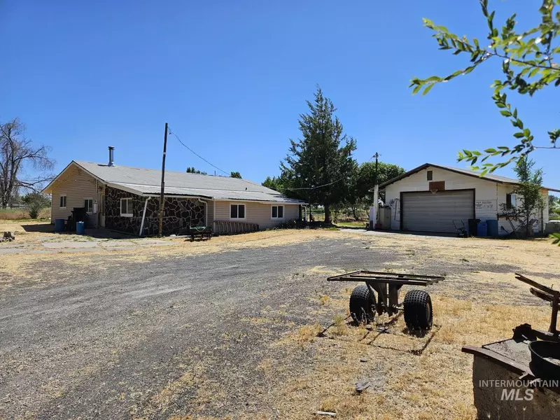 4067 N 3300 E, Twin Falls, ID 83301