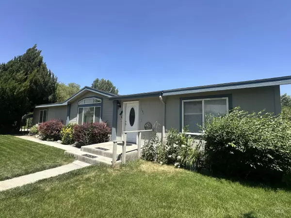 396 S Oregon, Glenns Ferry, ID 83623