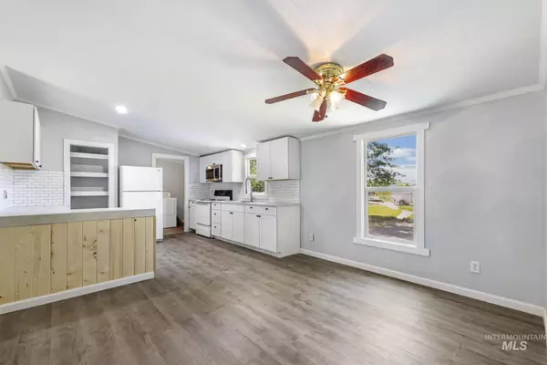 Murtaugh, ID 83344,107 7th St E