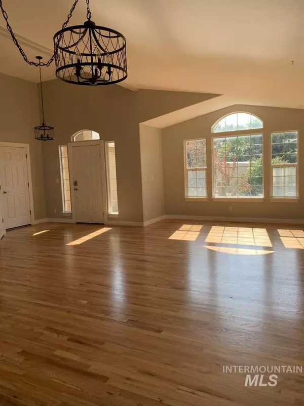 Kuna, ID 83634,1132 W Ashwood Ct