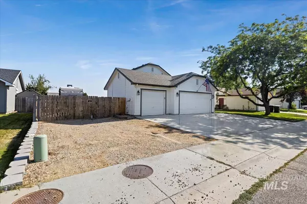 Kuna, ID 83634,1467 W Sacramento