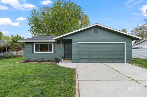 805 W Kinghorn Dr,  Nampa,  ID 83651