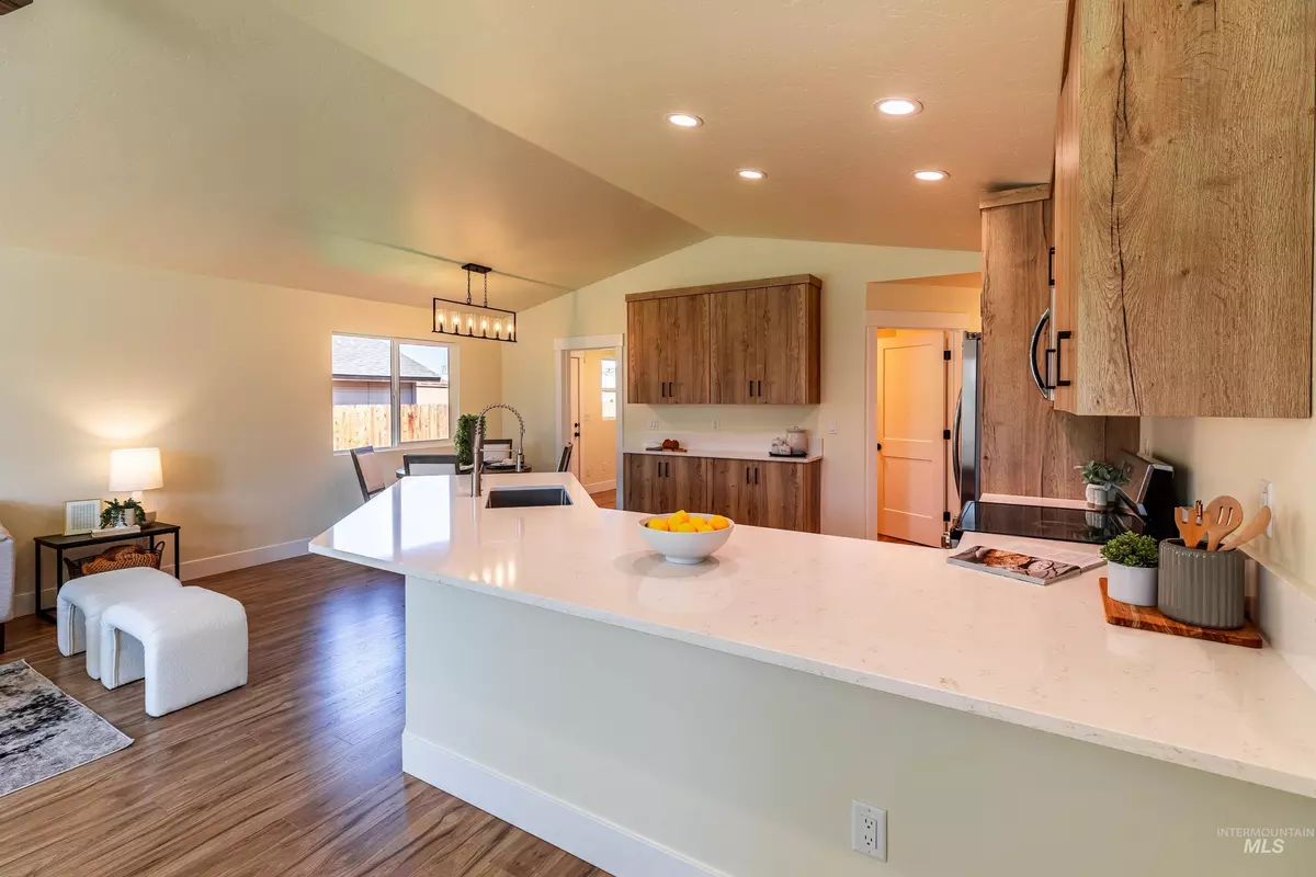 Boise, ID 83704,10338 W Jewell