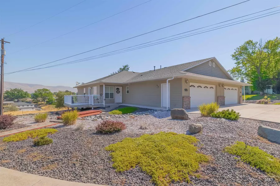 415 Karin Ave, Lewiston, ID 83501