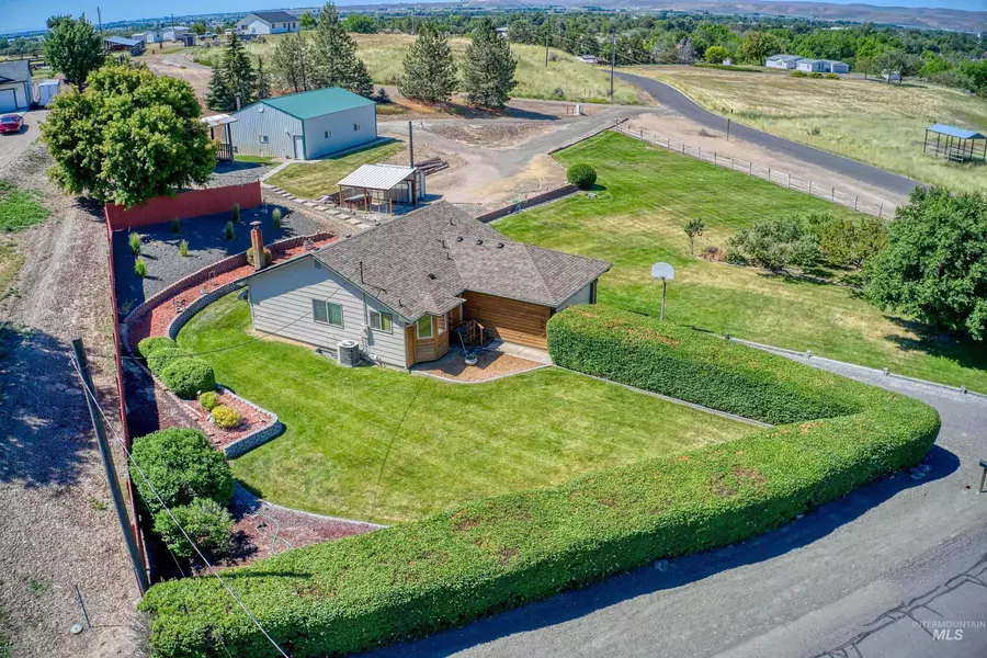 925 Loafer Lane, Weiser, ID 83672